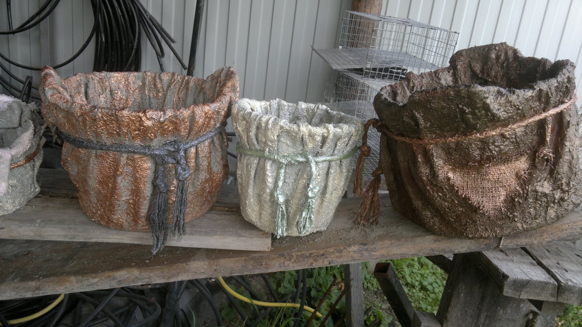 Вазы с веревками