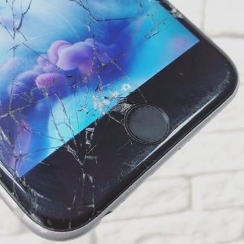 Замена стекла iPhone 8 Plus