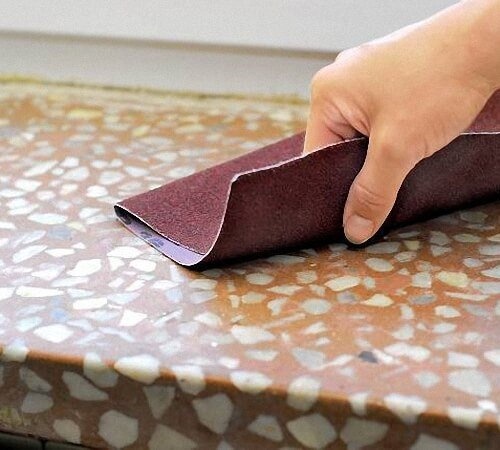 Ремонт подоконника из ПВХ
