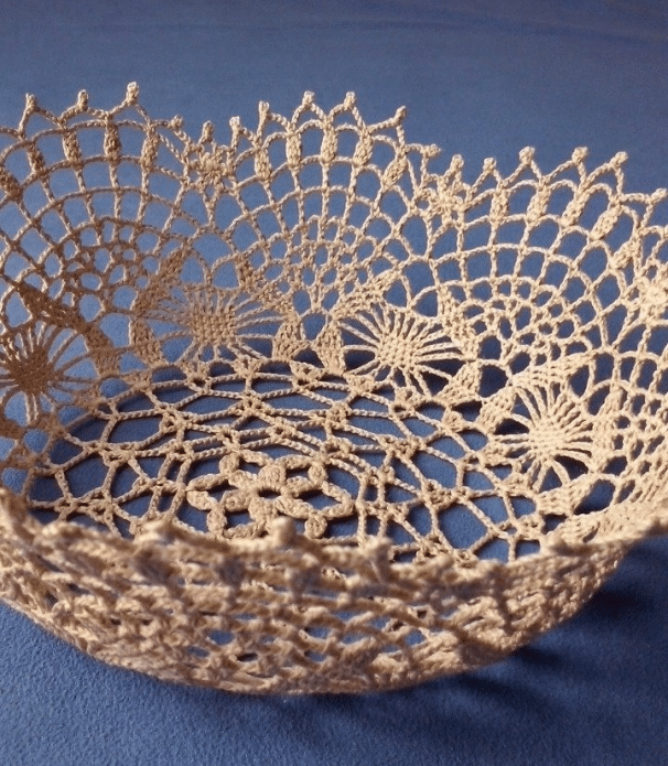 конфетница вязаная салфетка