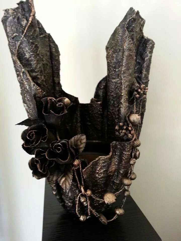 Ваза с бусинами