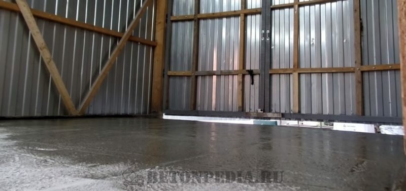 Покрытие бетонных полов жидким стеклом