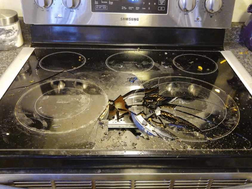 Варочная панель повреждена
