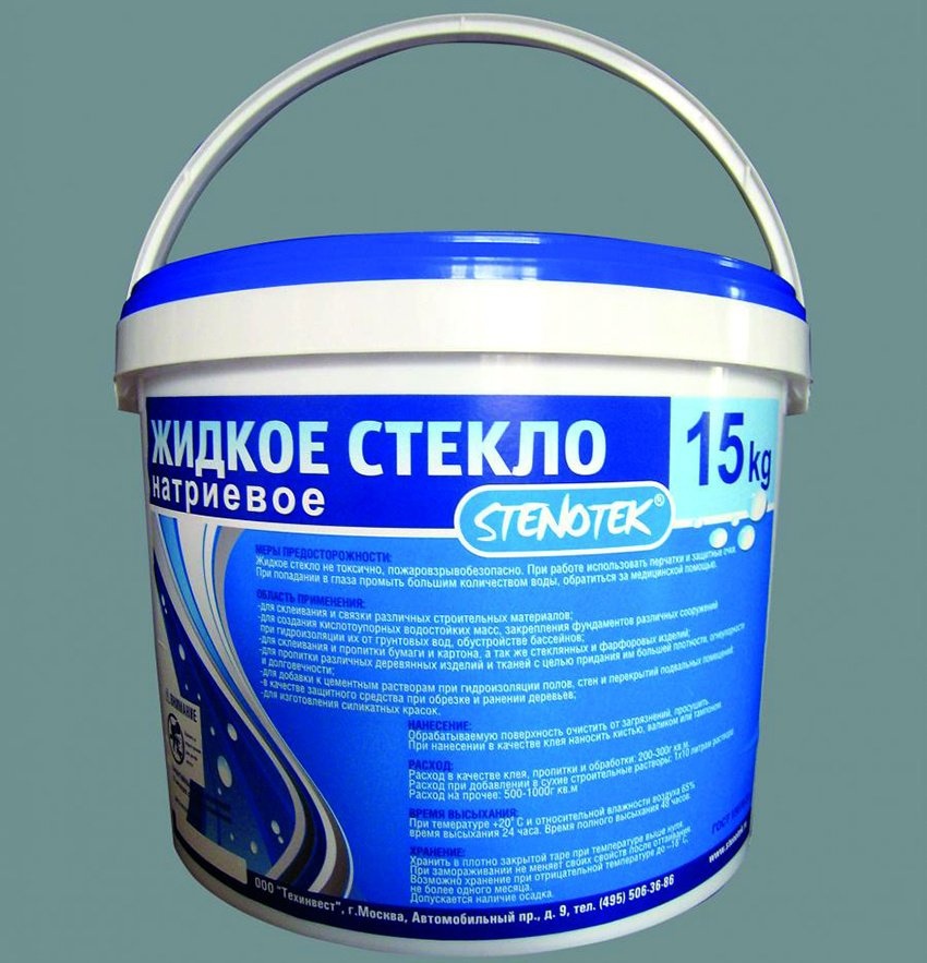 Жидкое стекло является водонепроницаемым и клейким средством.